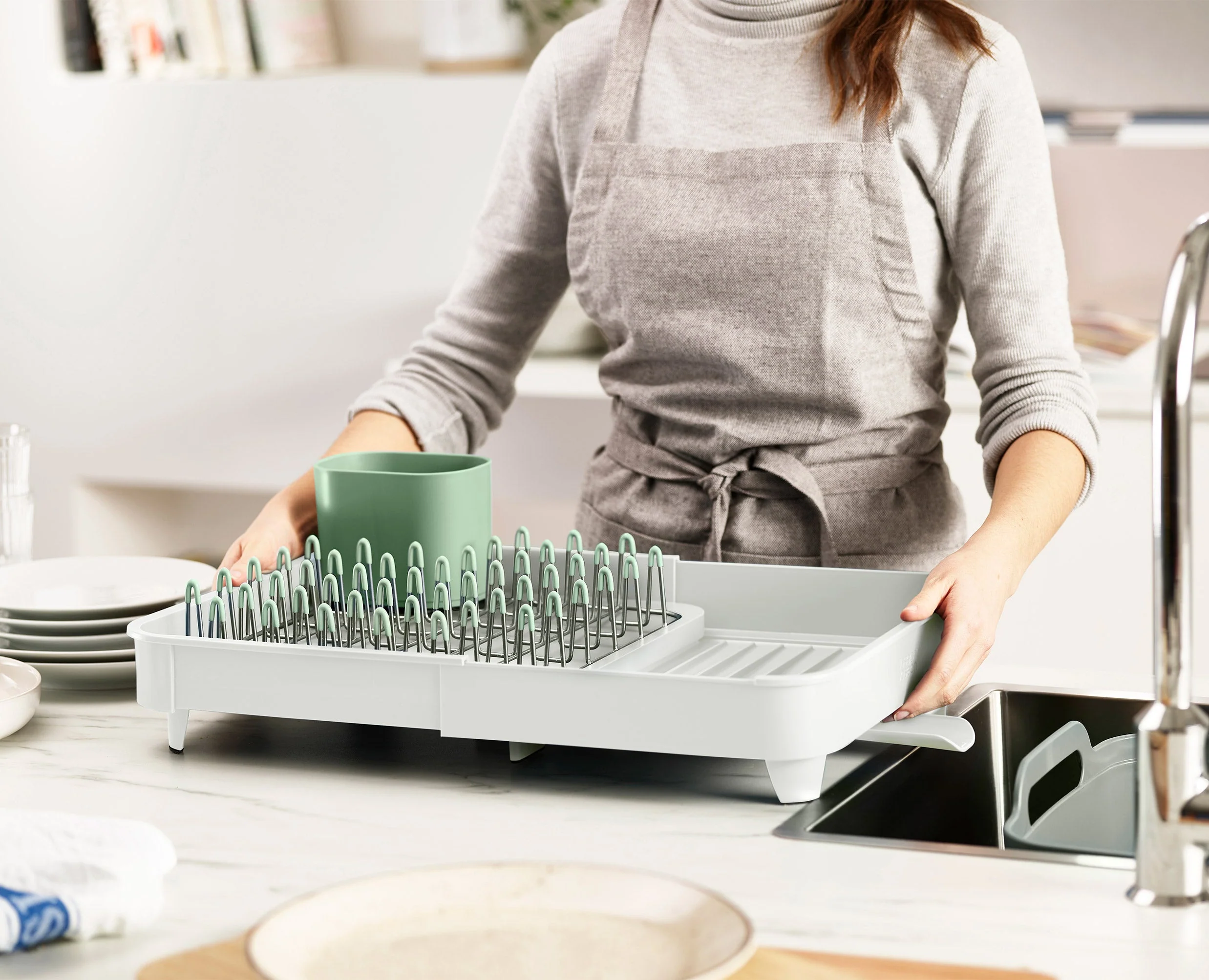3-piece Stone Green Drainer, Washing-up Bowl & Brush Set - Image 2
