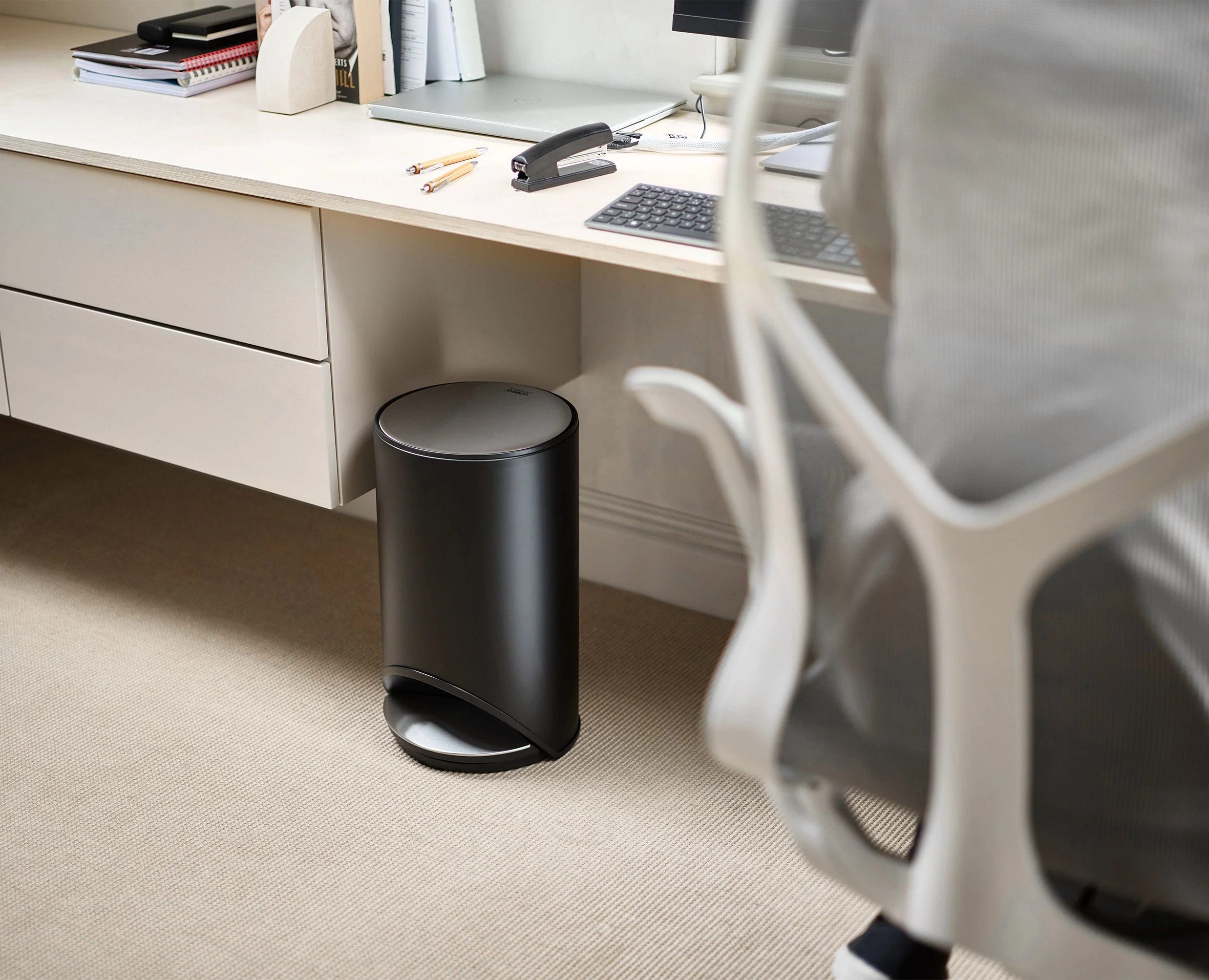 Arc™ 10L Easy-push Matt Black Pedal Trash Can Starter Set - Image 2