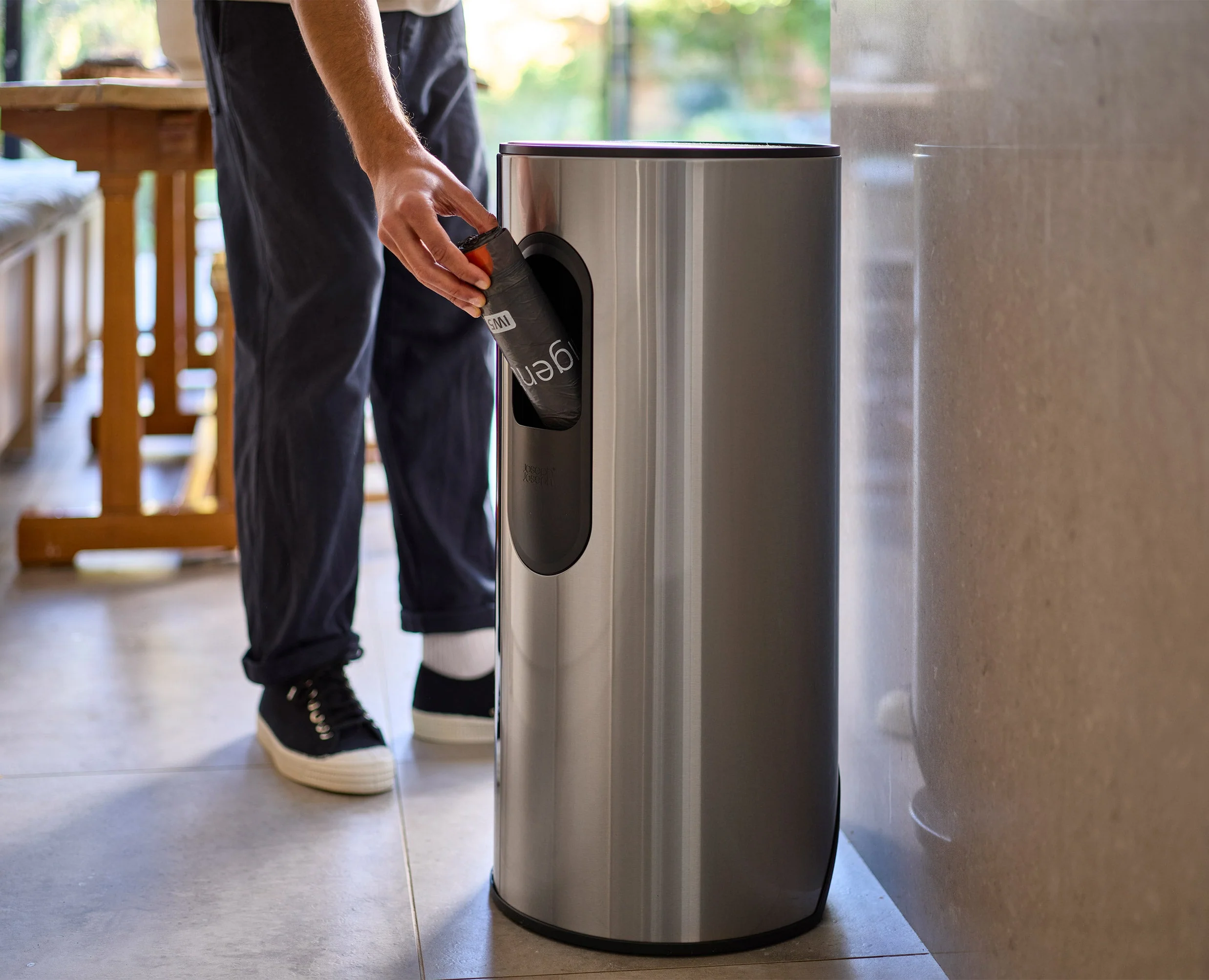 Arc™ 30L Easy-push Stainless-steel Pedal Trash Can Starter Set - Image 4