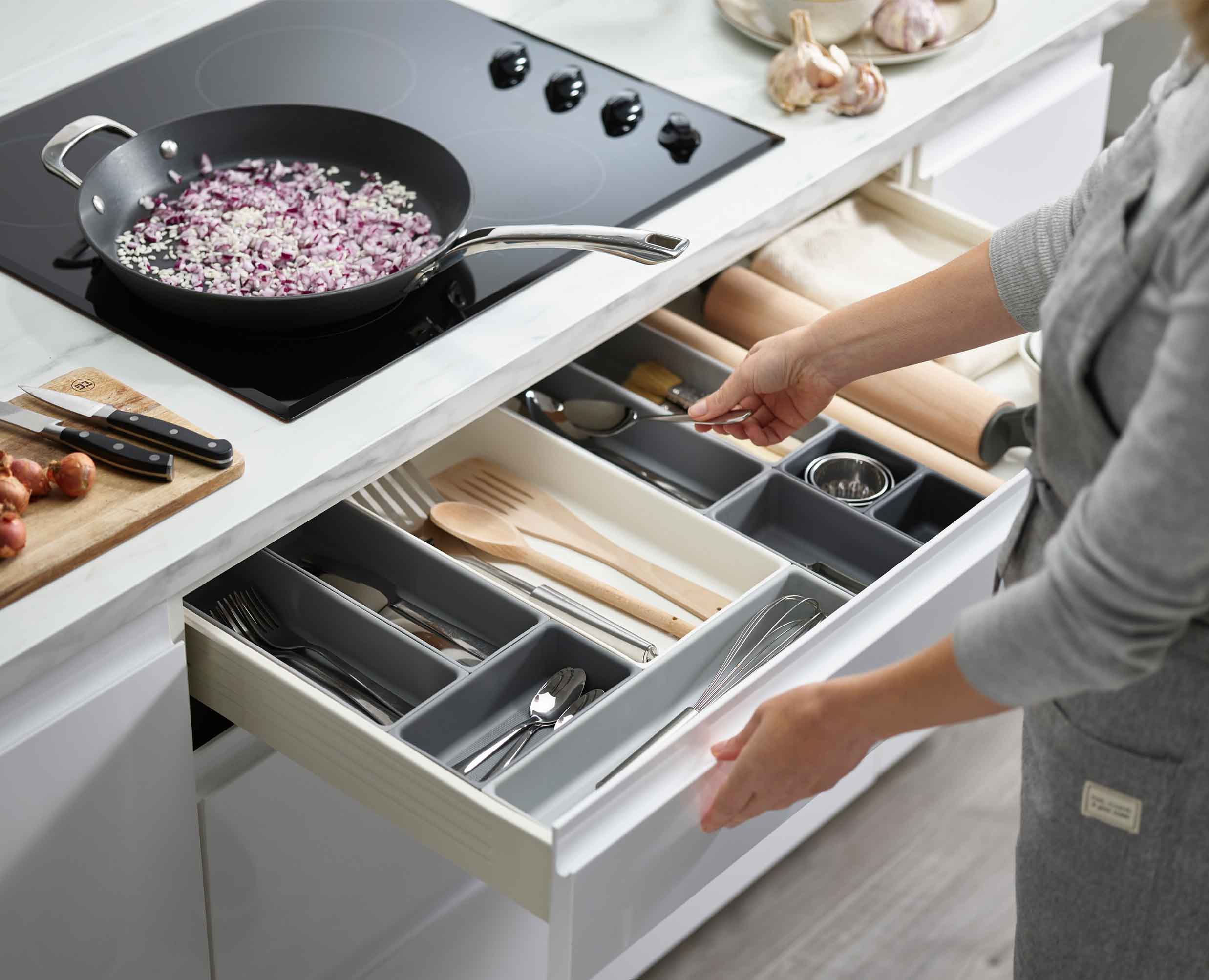 Blox™ 10-piece Gray Drawer Organizer Set - Image 3