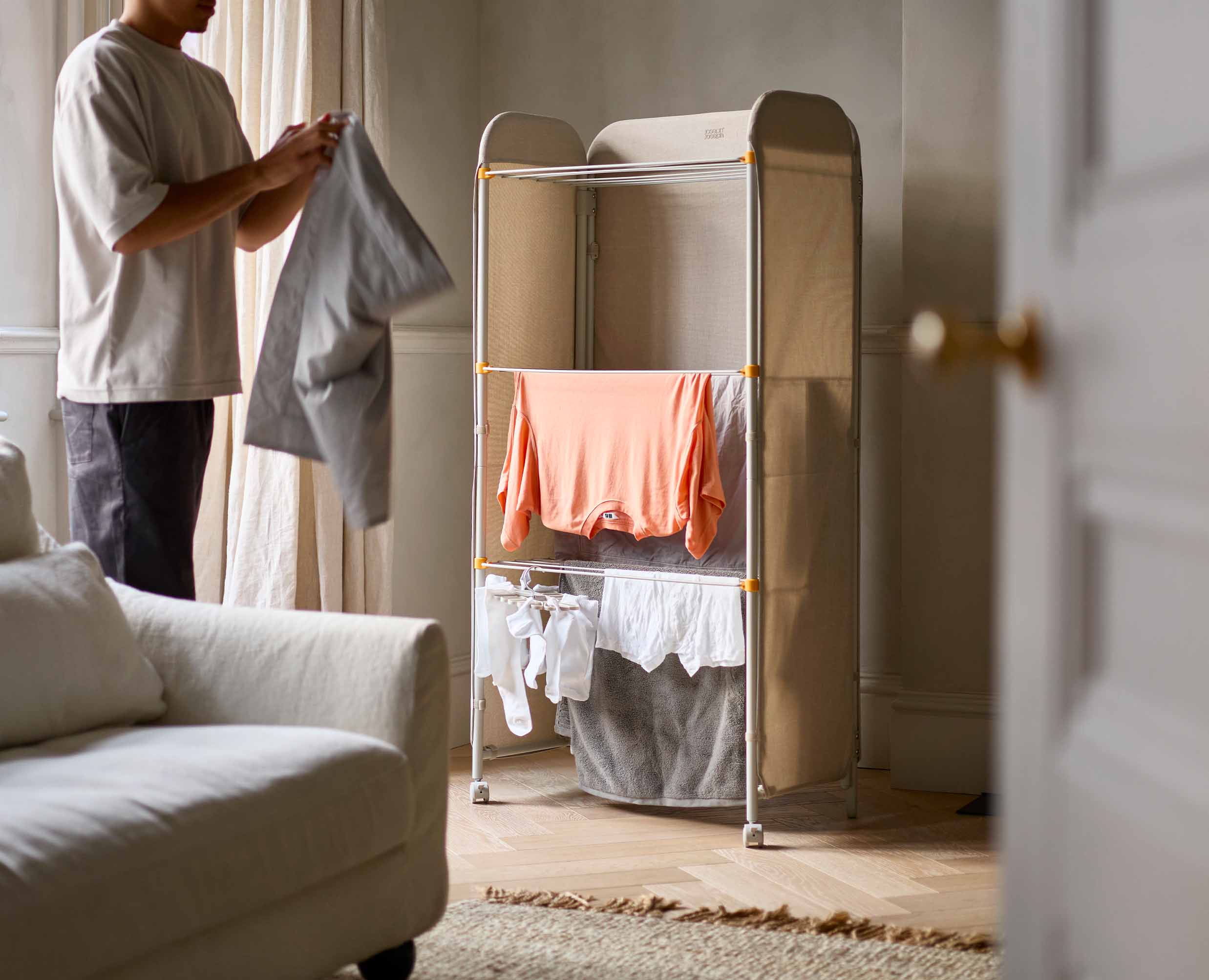 Eclipse™ 3-tier Ecru Clothes Drying Rack With Screen - Image 4