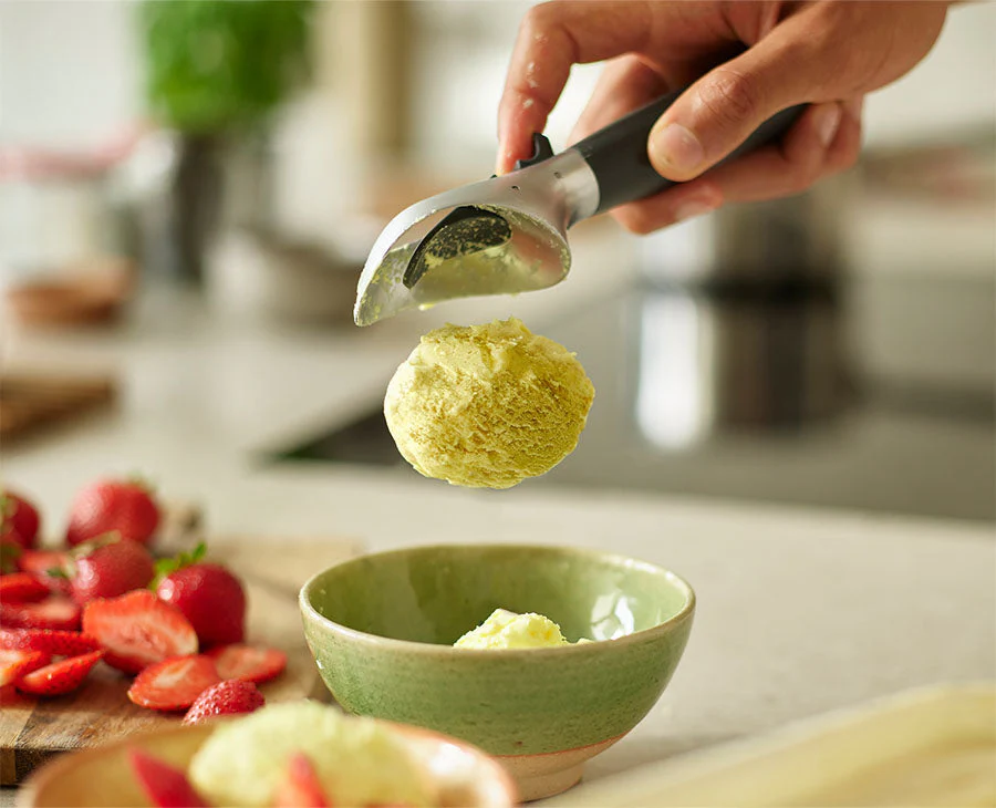Elevate™ Gray Ice-cream Scoop - Image 2