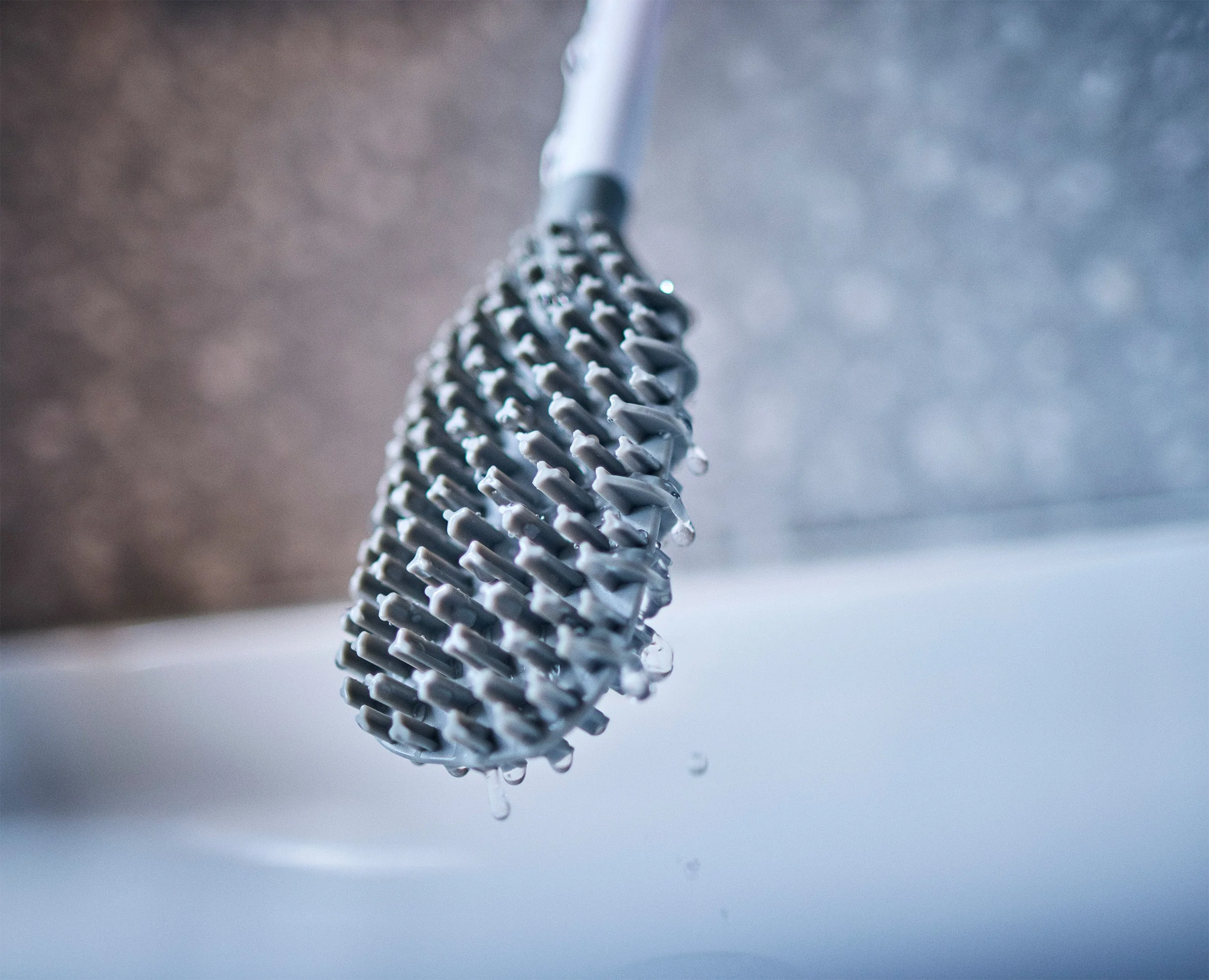 Flex™ TriBlade White Toilet Brush - Image 5