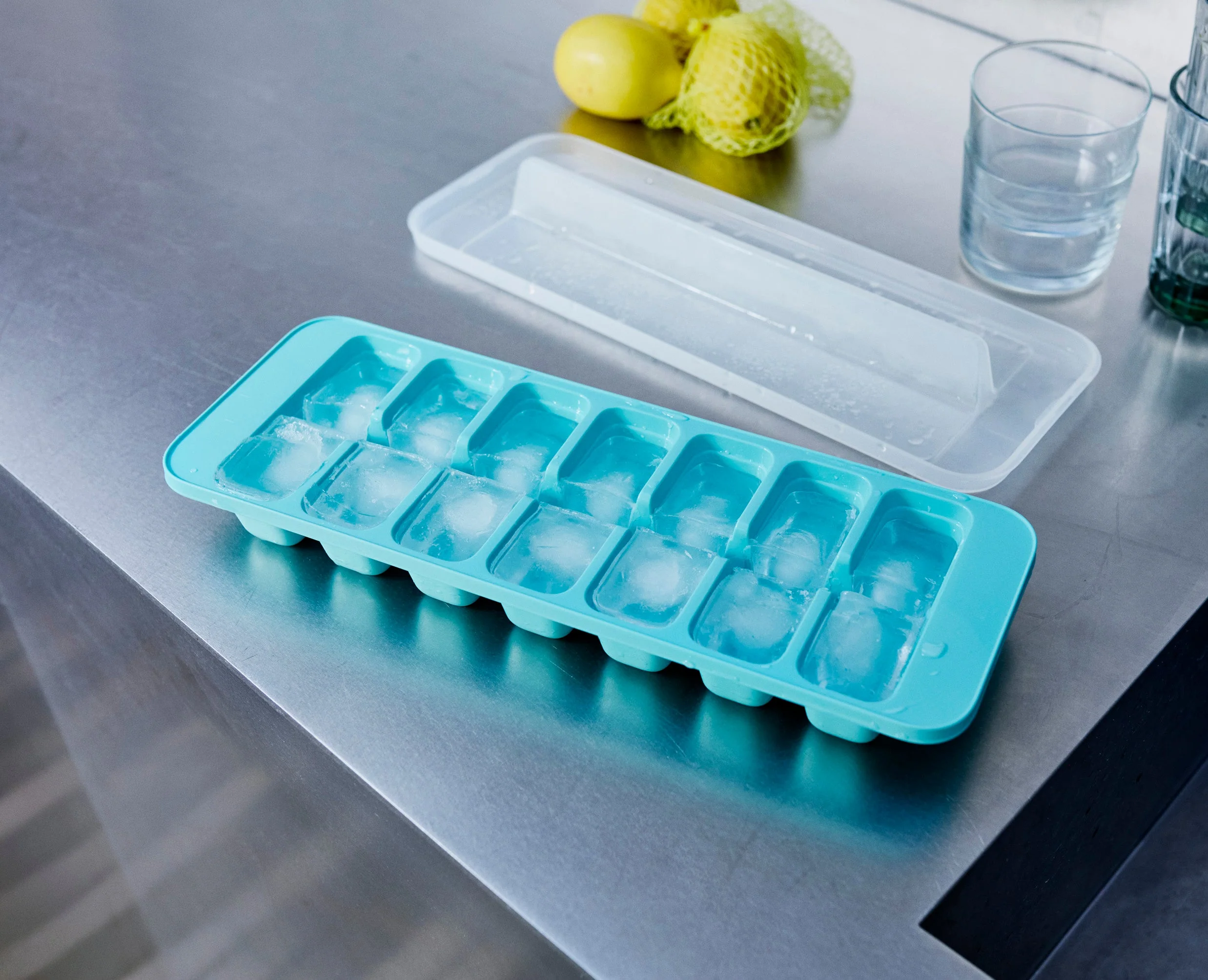 Flow™ Easy-fill Blue Ice-cube Tray (2-pack) - Image 5