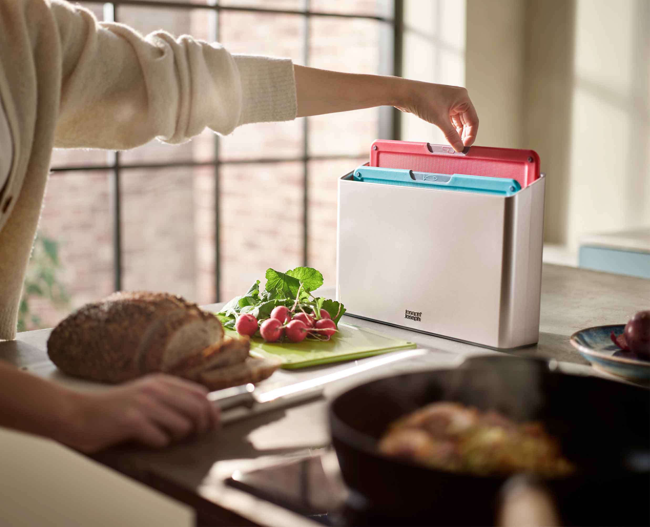 Folio™ Icon 4-piece Multicolor Cutting Board Set with Knife - Image 4