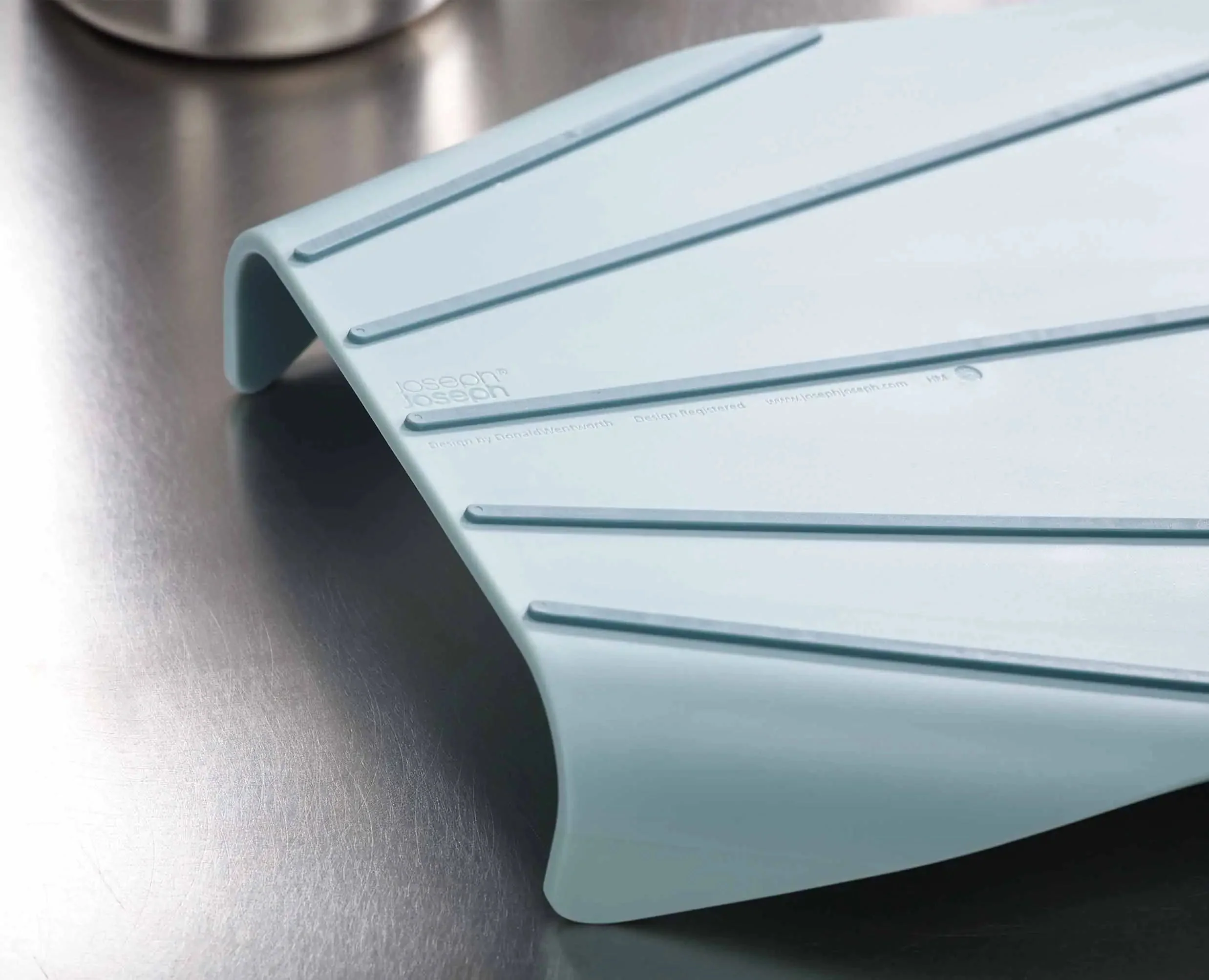 Nest™ Chop 3-piece Gray Cutting Board Set - Image 5