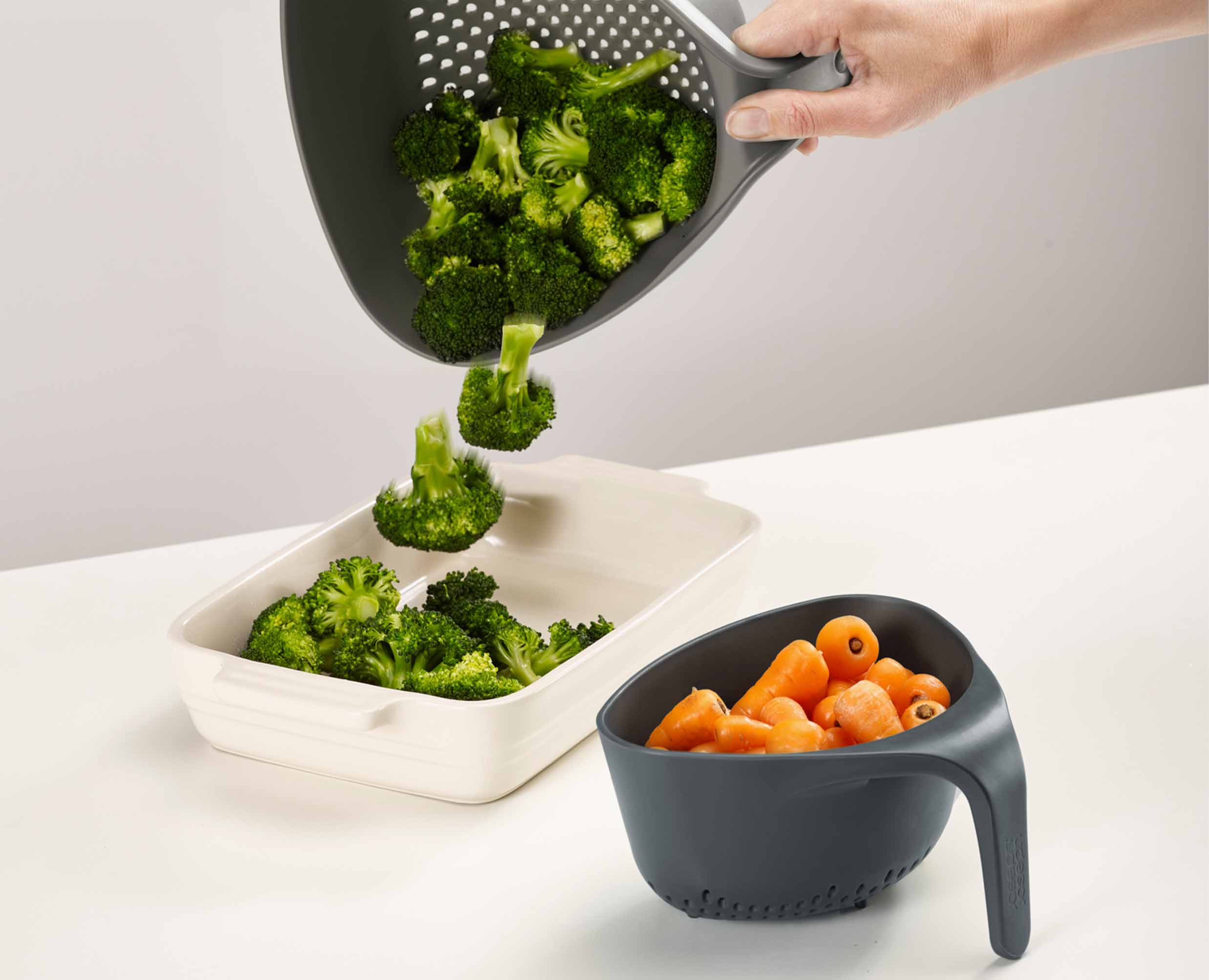 Nest™ 2-piece Gray Colander Set - Image 4
