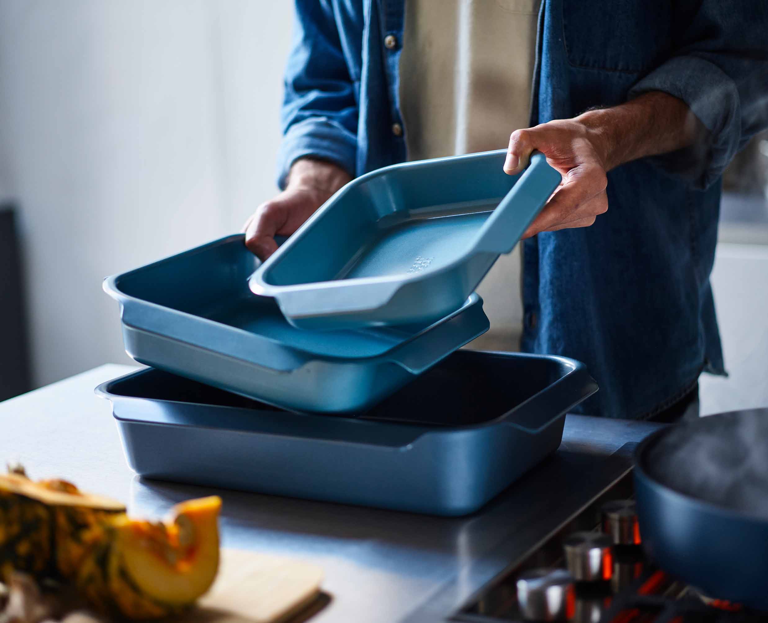Nest™ Oven Non-stick Large Blue Roasting Pan - Image 5