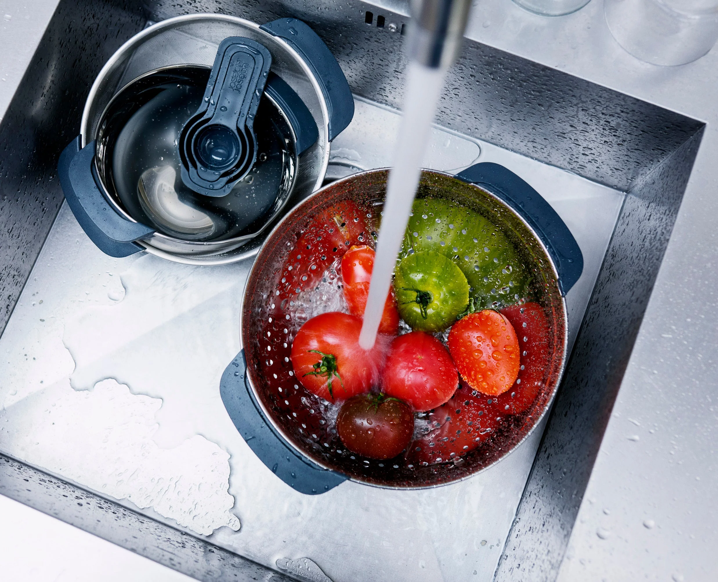 Nest™ 9 Stainless-steel Food Preparation Set - Image 6
