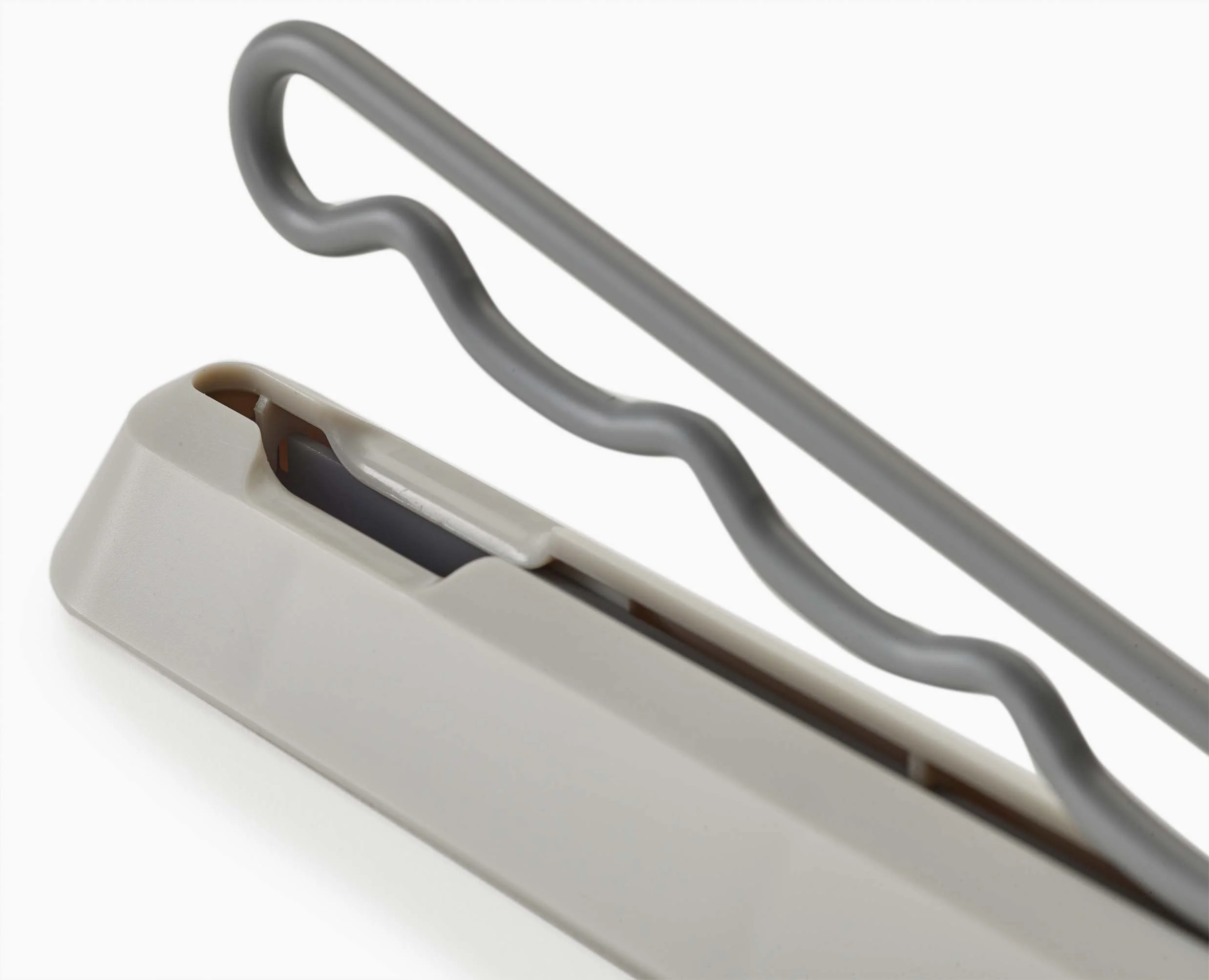 Orderly™ Ecru Retractable Hanging Rack - Image 4
