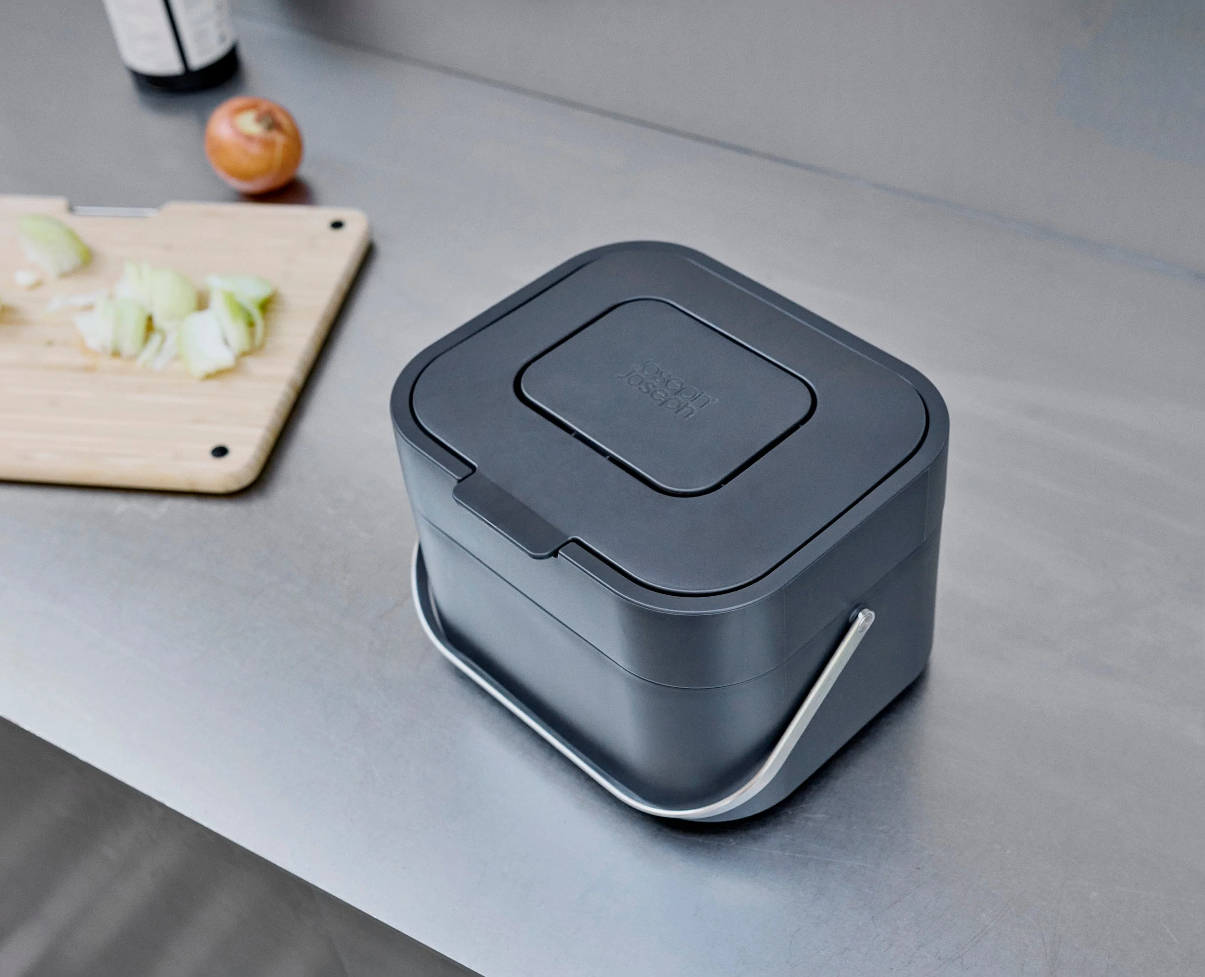 Stack 4L Grey Food Waste Caddy - Image 3
