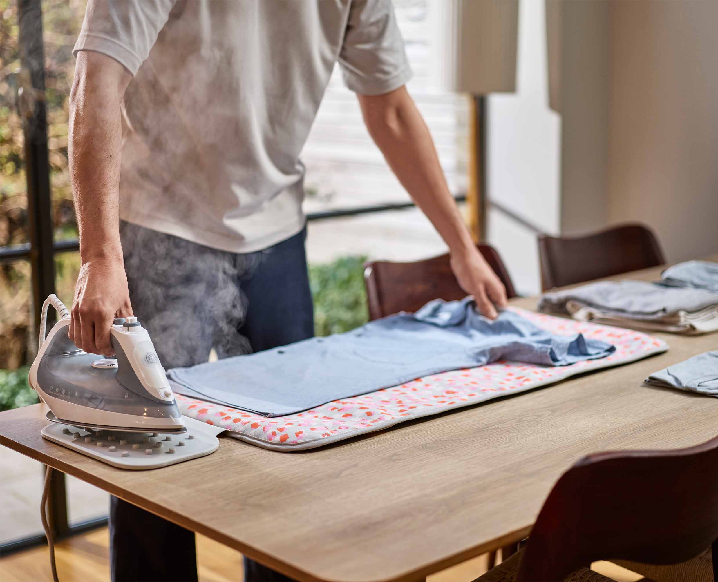 Swift™ 35" Table-top Peach Ironing Mat - Image 3