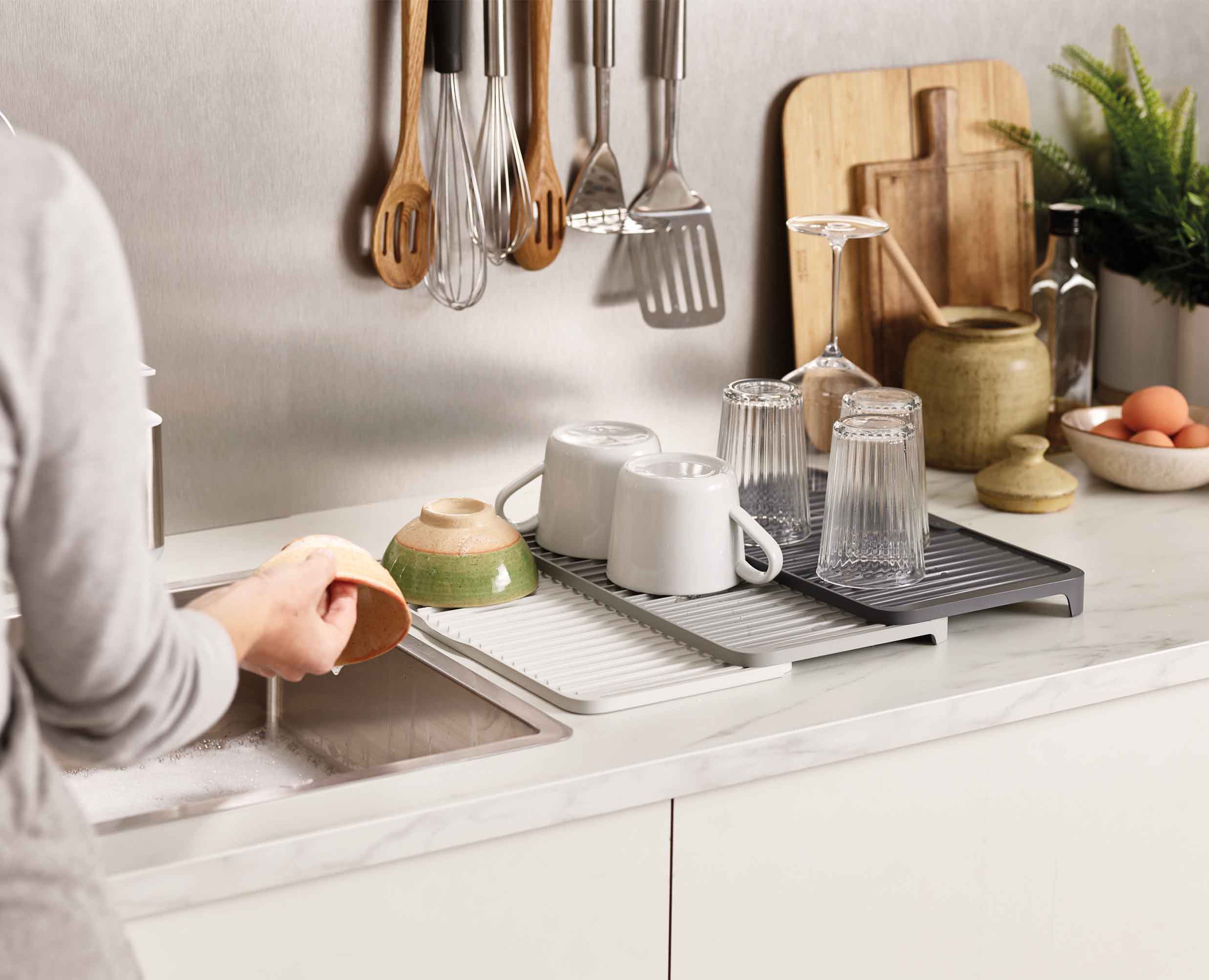 Tier™ Gray Expandable Draining Board - Image 3