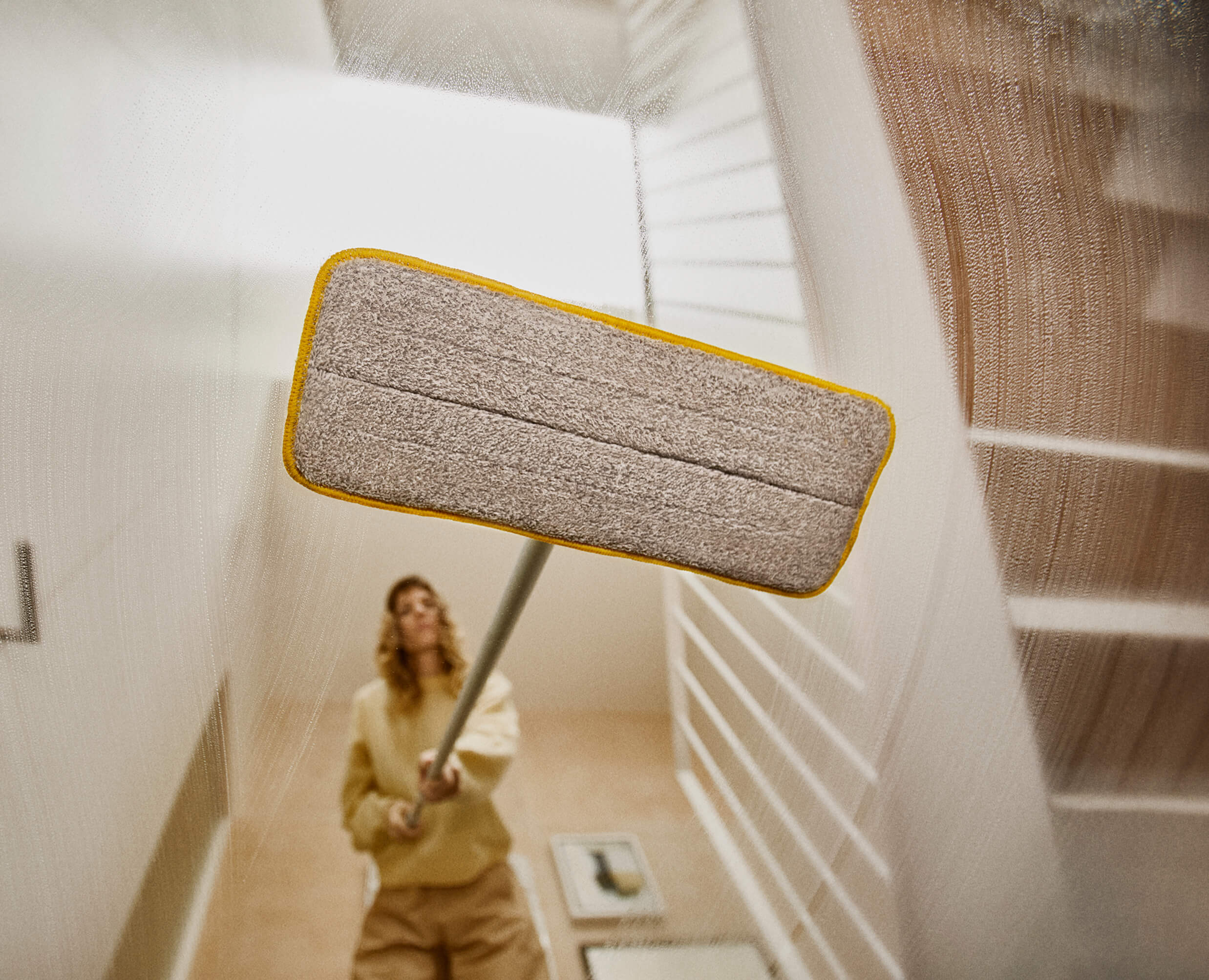 UltraClean Microfiber Floor Mop Cleaning System - Image 9